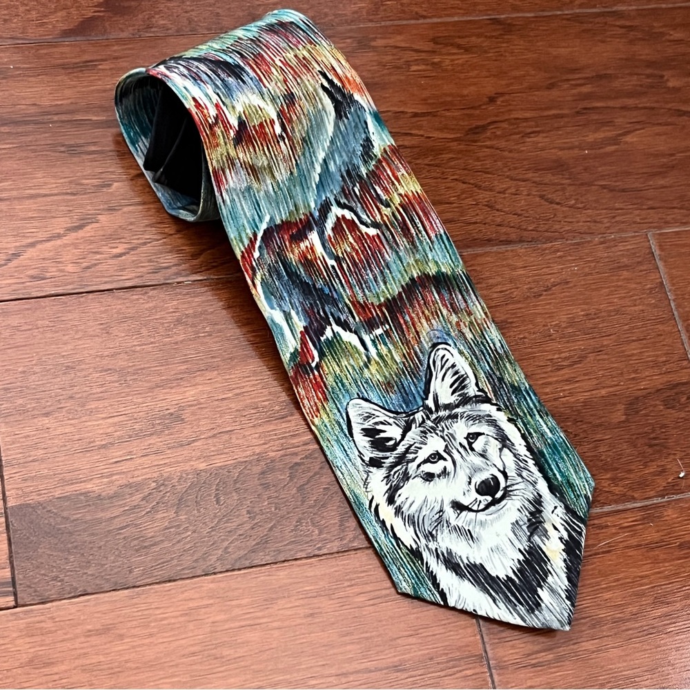 World Wildlife Fund Gray Wolf Vintage Collectors Edition Neck Tie